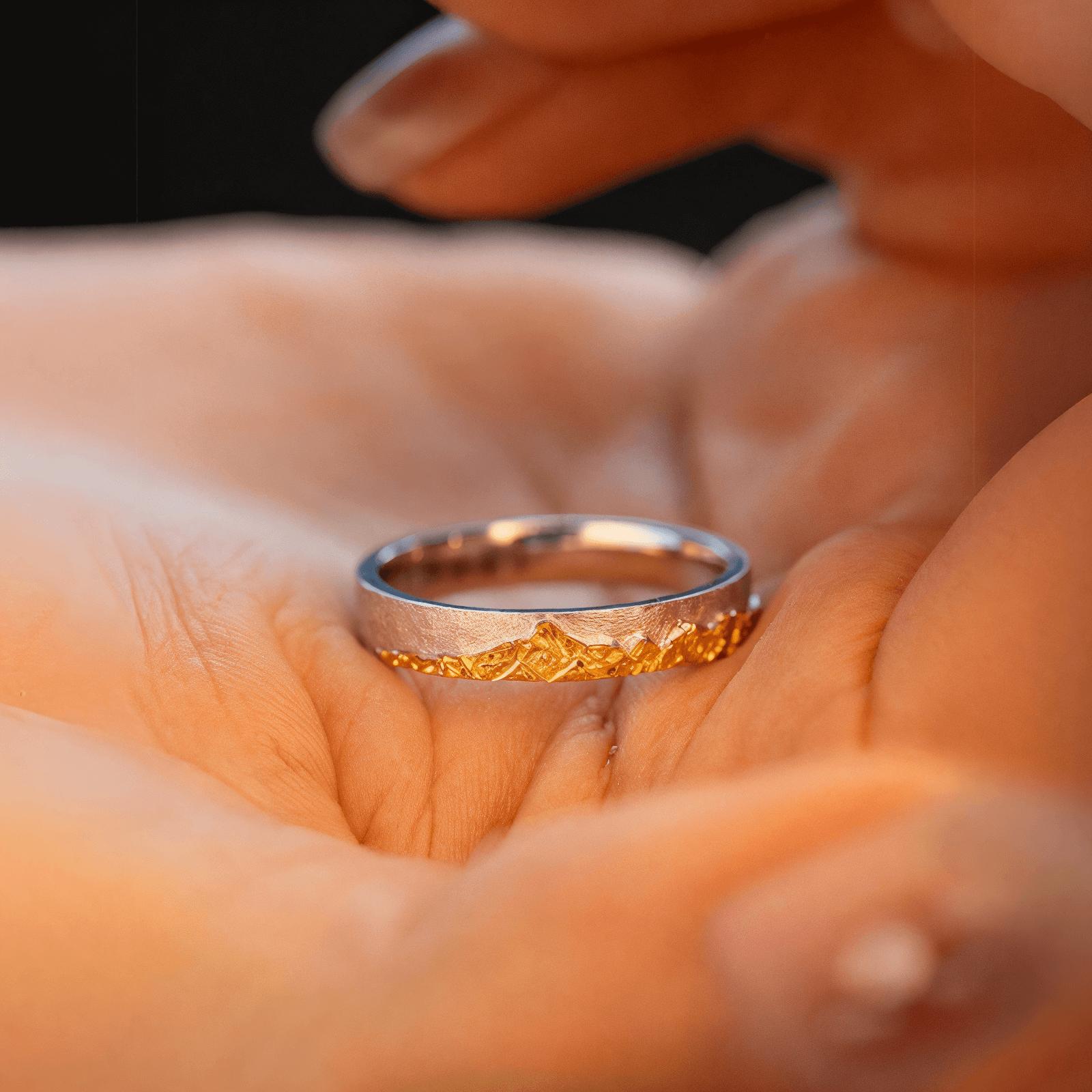 【Mt. Whitney】 Hand-Engraved Mount Mens/Womens Wedding Ring