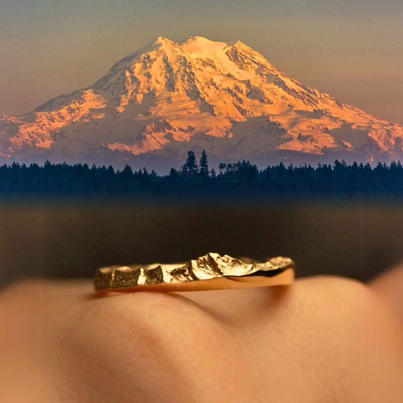 【Mt. Rainier】Gold Hand-Engraved Mount Wedding Ring
